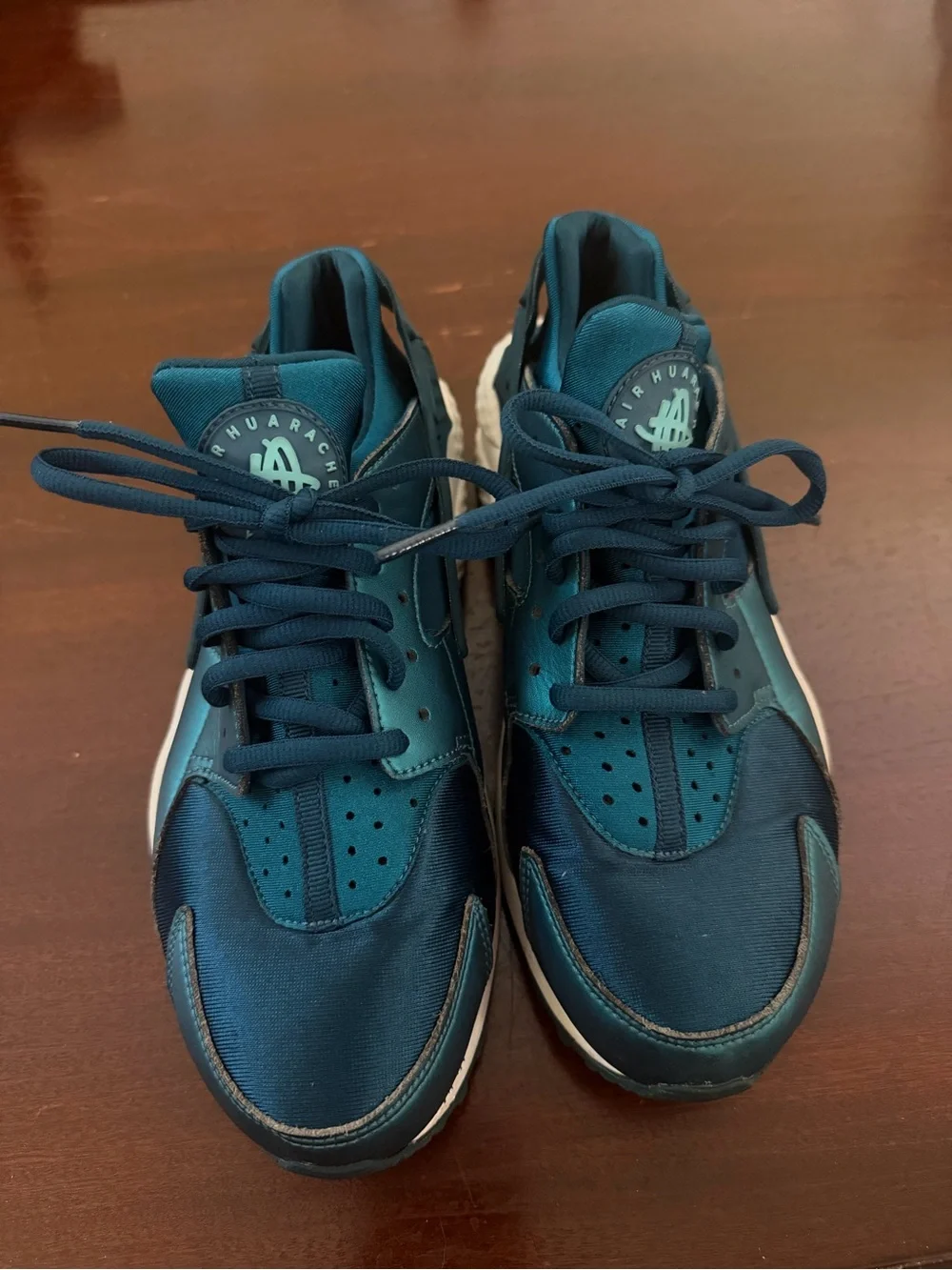 Women’s Teal Blue Nike Huaraches